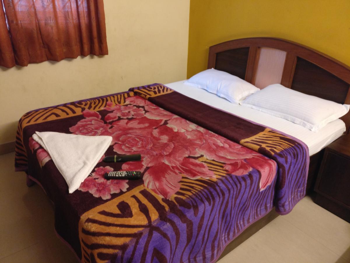 Hotel Skyland Bangalore Exteriör bild