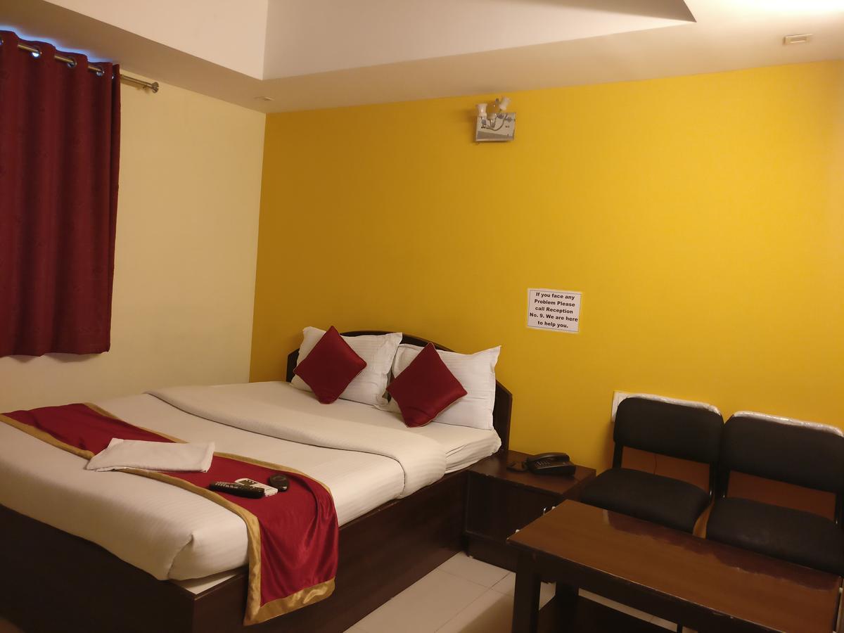 Hotel Skyland Bangalore Exteriör bild